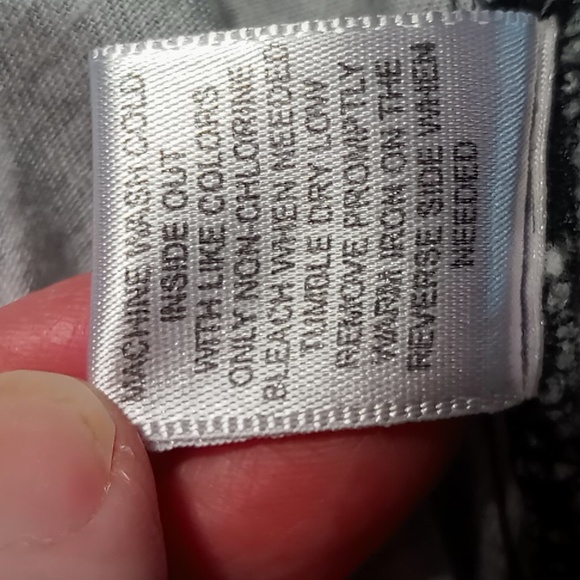 Krazy Kat Women's Long Sleeve Button Front Floral Print Top Size XL Blk/Wht/Pink - Picture 12 of 13